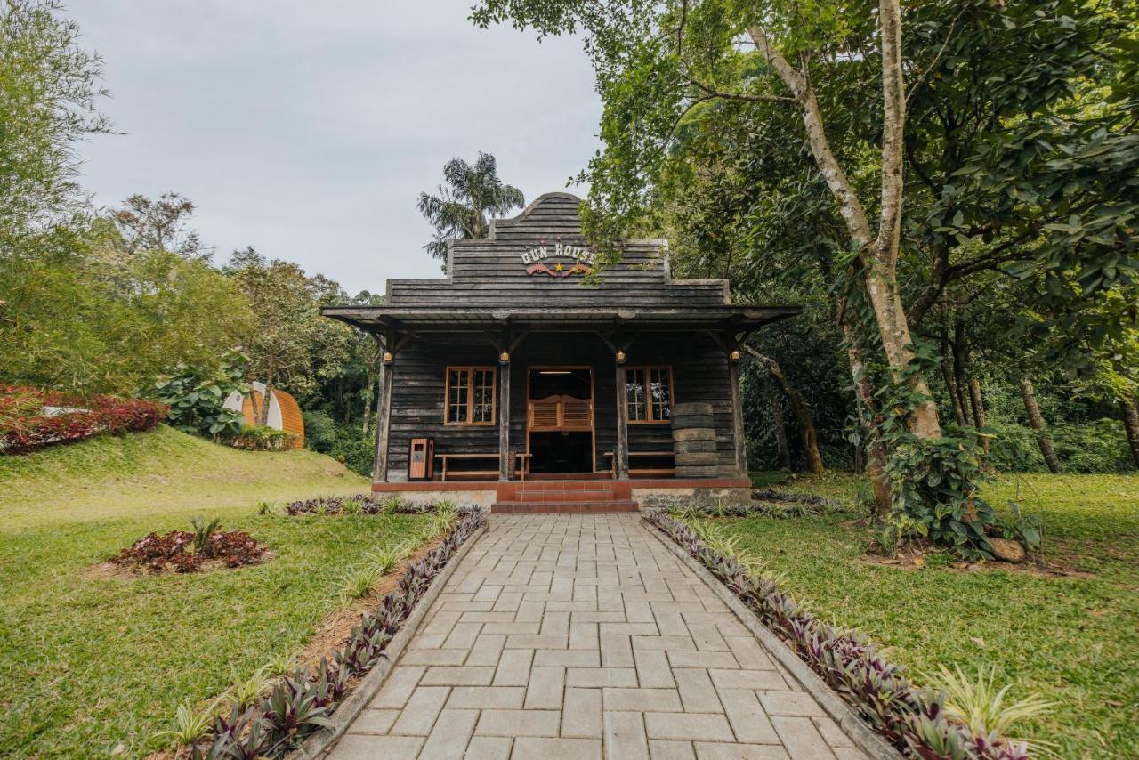 Montrose Golf Resort And Spa - Coorg Jambur Zewnętrze zdjęcie